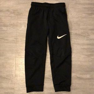 Kids size medium Nike joggers